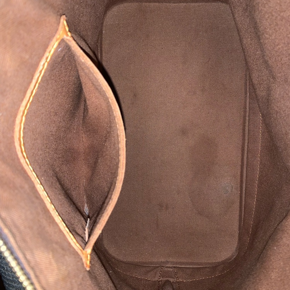 Louis Vuitton Alma Handbag - Picture 8 of 12